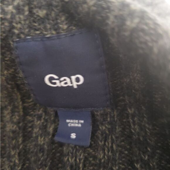 GAP Gray Sweater Top Size Small - Picture 11 of 12